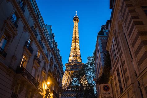 Wie Lange Hat Es Gedauert, Den Eiffelturm Zu Bauen?